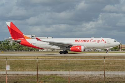 N334QT · AIRBUS A330-243F