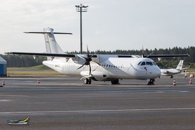 ES-NTC · ATR ATR-72-500 (ATR-72-212A)