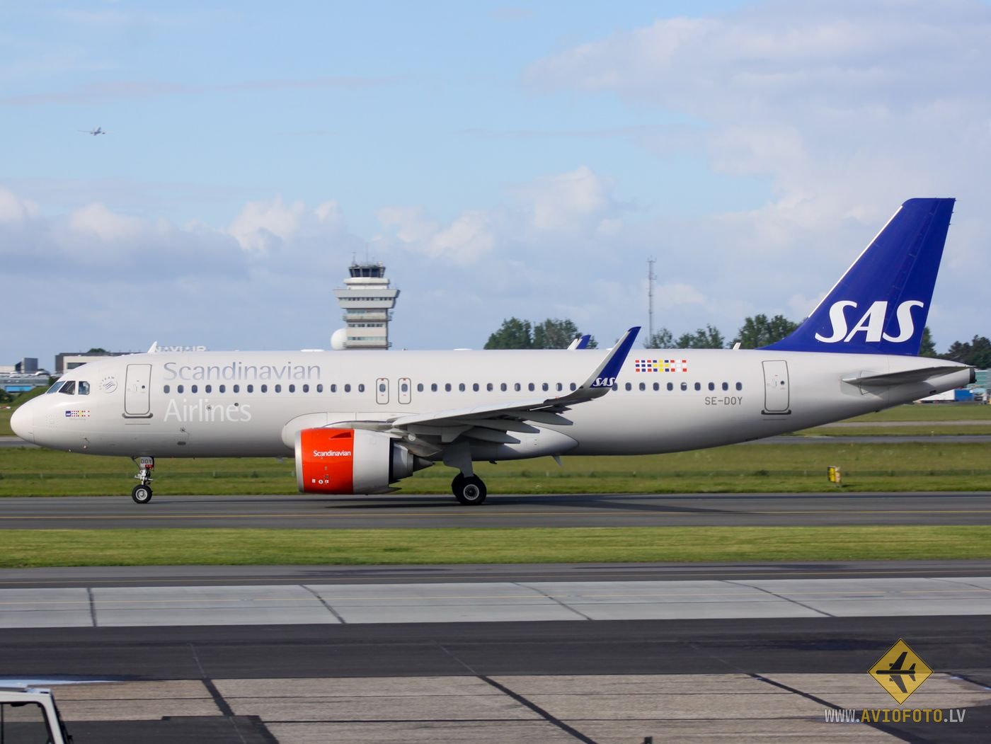 SE-DOY by Latvian.aviation