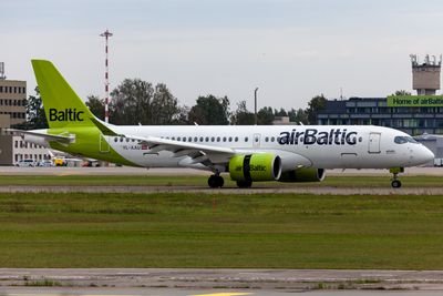 Airbus A220 · Air Baltic
