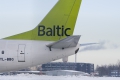 Boeing 737-548