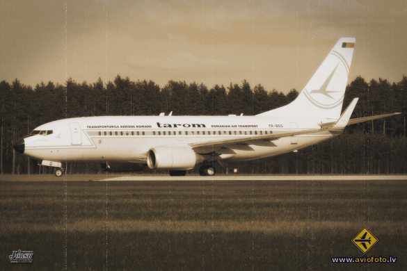 Boeing 737-78J