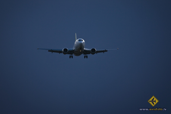 Boeing 737-522