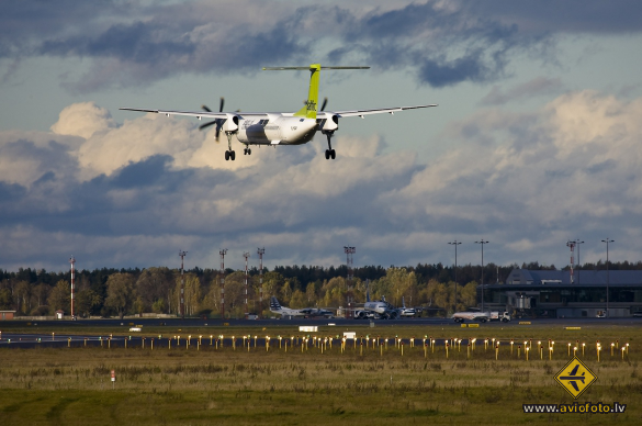 Bombardier DHC-8-402 Q400