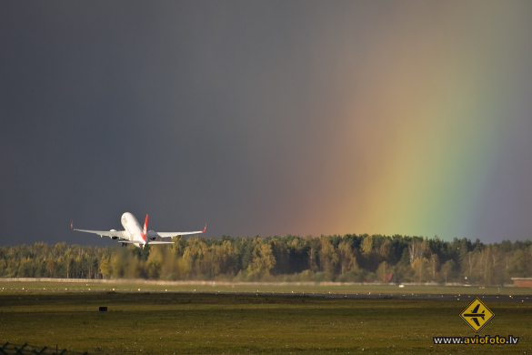 Boeing 737-8F2