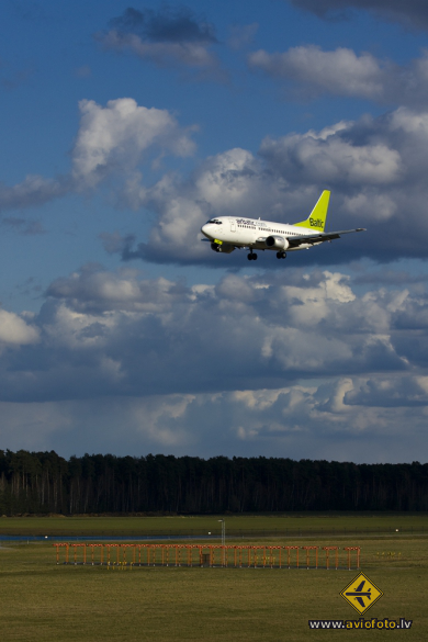 Boeing 737-522