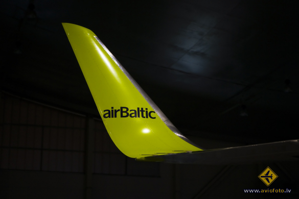 Boeing 737-36Q