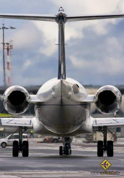 Fokker 100 (F-28-0100)