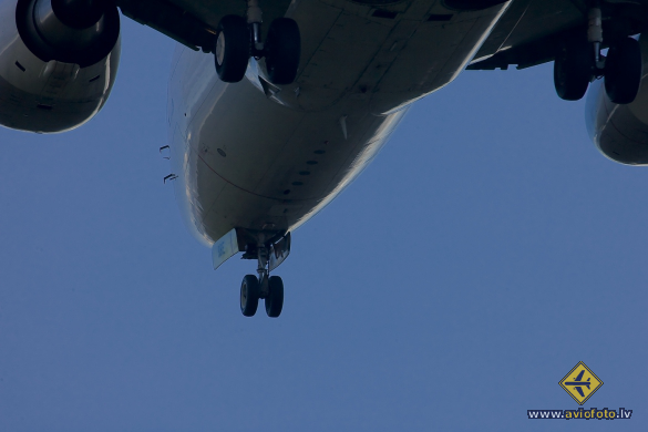 Boeing 737-53S