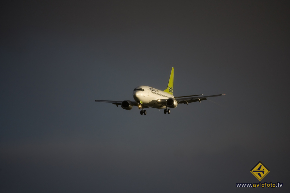 Boeing 737-53S
