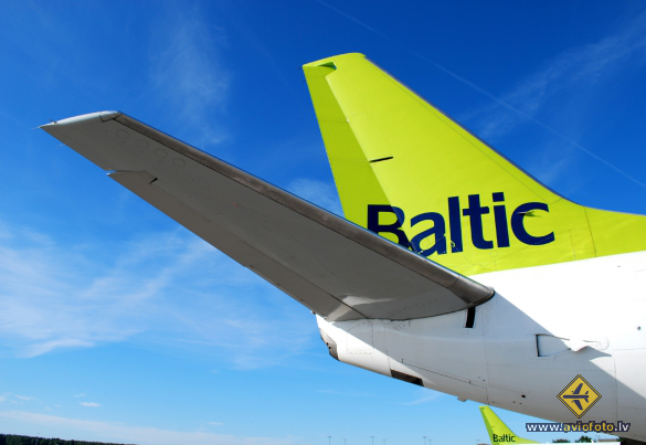 Boeing 737-522