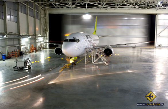 Boeing 737-53S