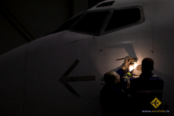 Boeing 737-53S