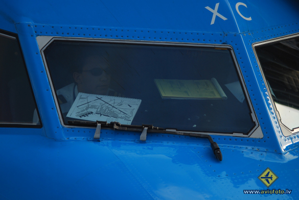 Fokker 70 (F-28-0070)