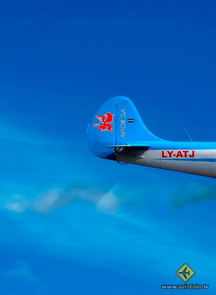 Yakovlev Yak-52