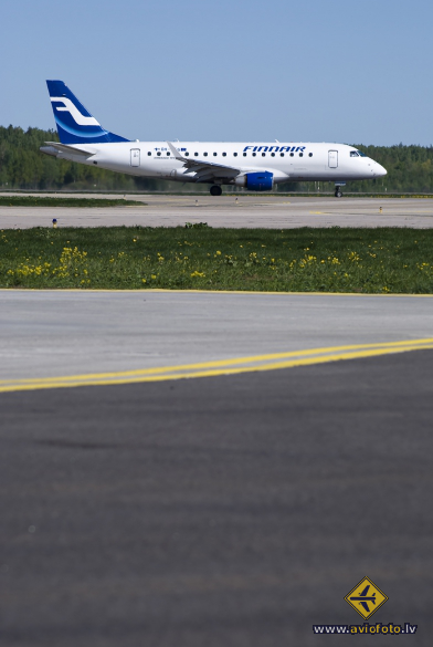 Embraer 170STD (ERJ-170-100STD)