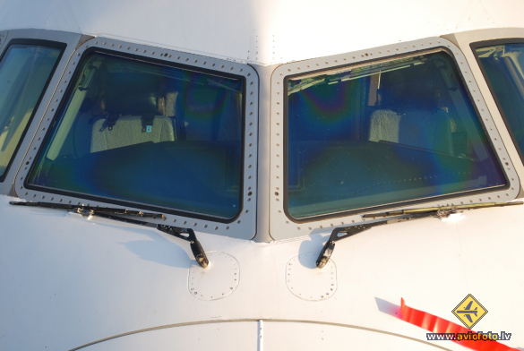 Boeing 757-256