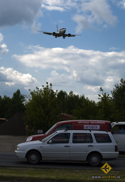 Boeing 737-55D