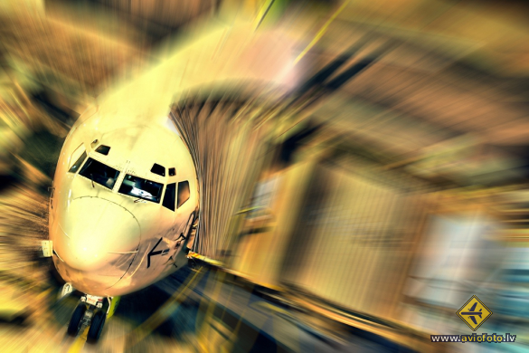 Boeing 737-500