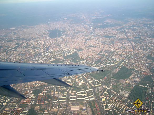 Boeing 737-530