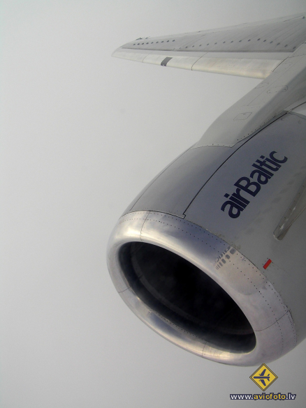 Boeing 737-500