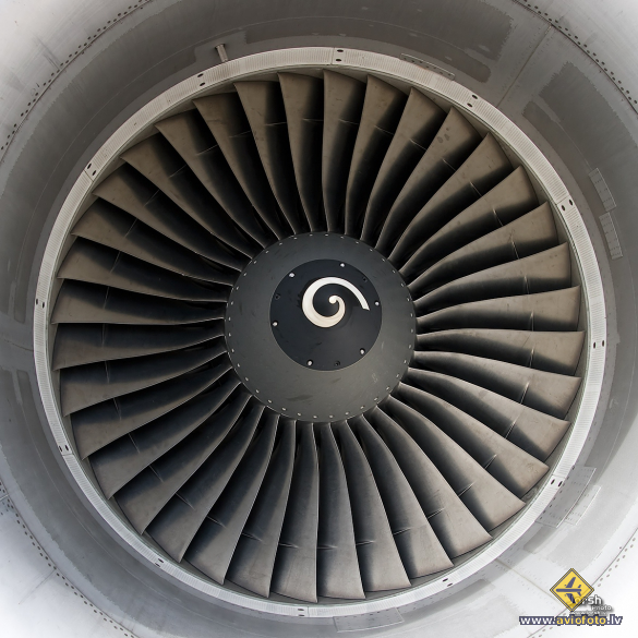 Airbus A320-211