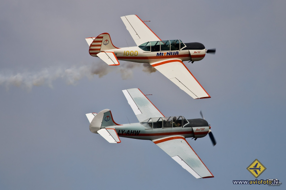 Yakovlev Yak-52