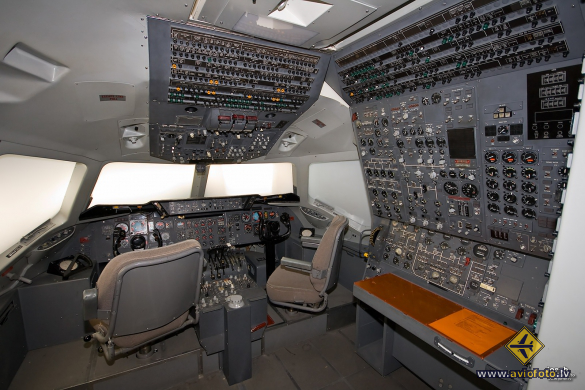 McDonnell Douglas DC-10 (simulator)