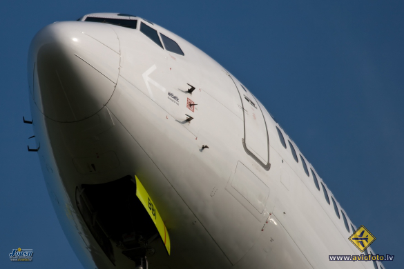 Boeing 737-33A