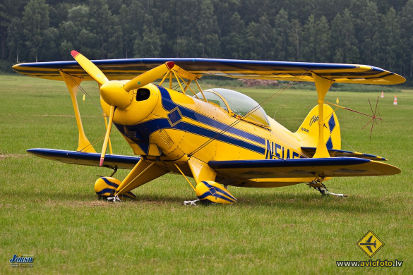 Pitts S-2B Special