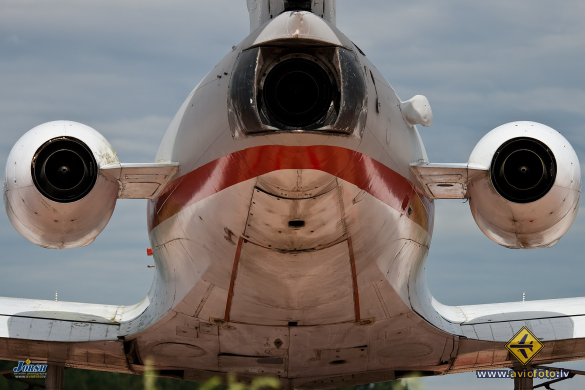 Yakovlev Yak-40