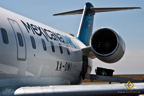 Bombardier CRJ-200ER (CL-600-2B19)