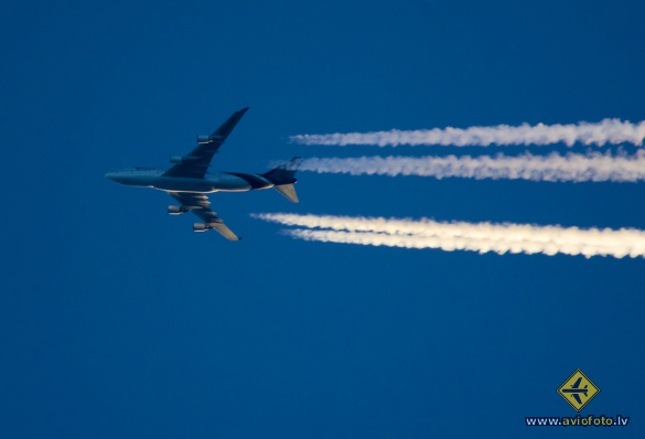 Boeing 747-4D7