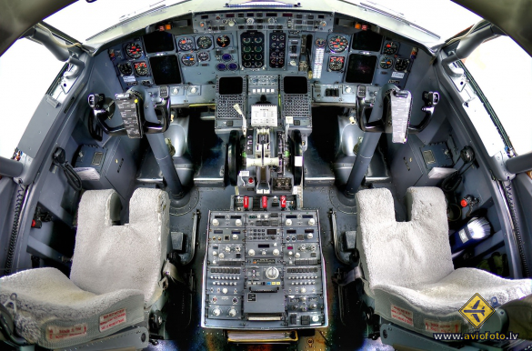 Boeing 737-36Q