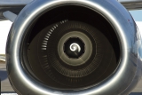 Boeing 737-548