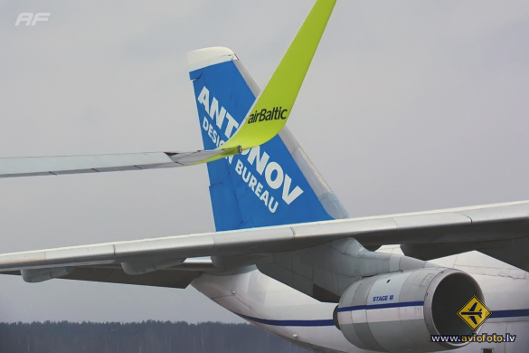 Antonov An-124-100 Ruslan