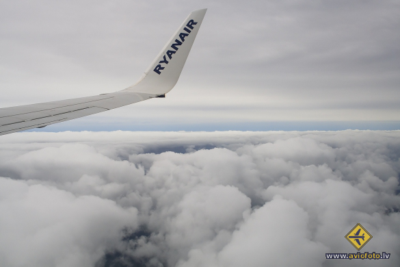 Boeing 737-8AS
