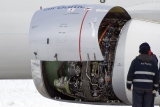 Boeing 737-548