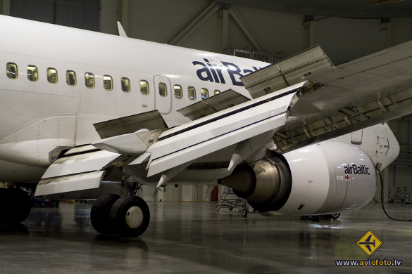 Boeing 737-53S