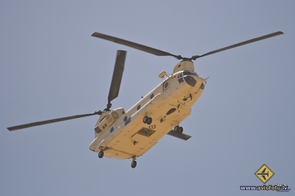 Boeing CH-47D Chinook