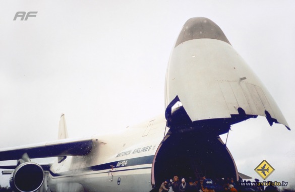 Antonov An-124-100 Ruslan