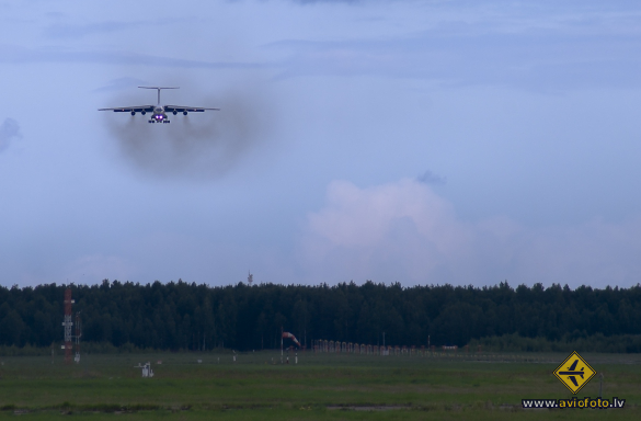 Ilyushin Il-76T