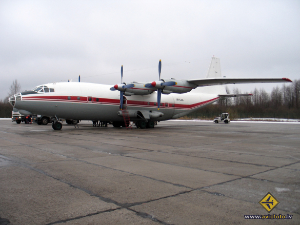 Antonov An-12BK