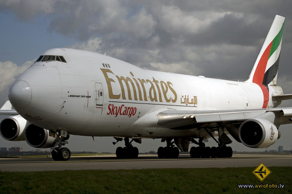 Boeing 747-47UF/SCD