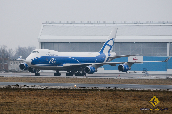 Boeing 747-46NF/ER/SCD