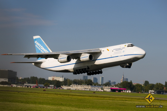 Antonov An-124-100-150 Ruslan