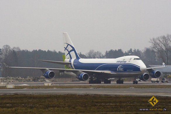 Boeing 747-46NF/ER/SCD