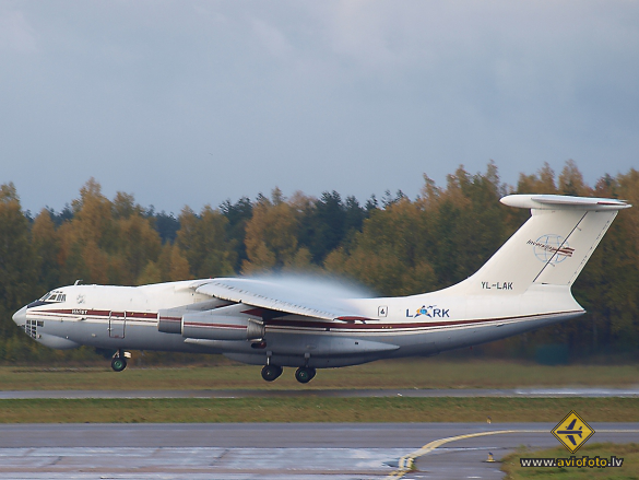Ilyushin Il-76T