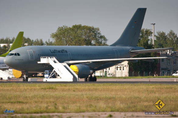 Airbus A310-304