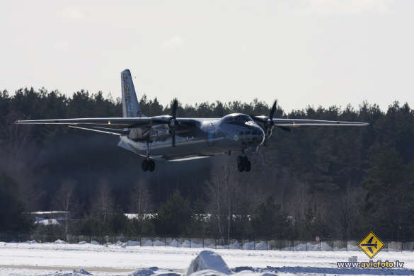 Antonov An-30